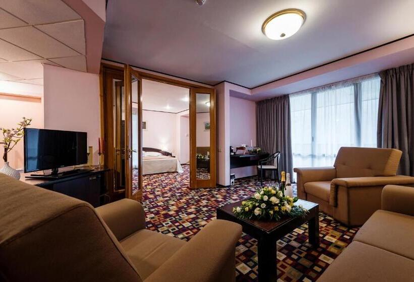 סוויטה נוף להרים, Mara