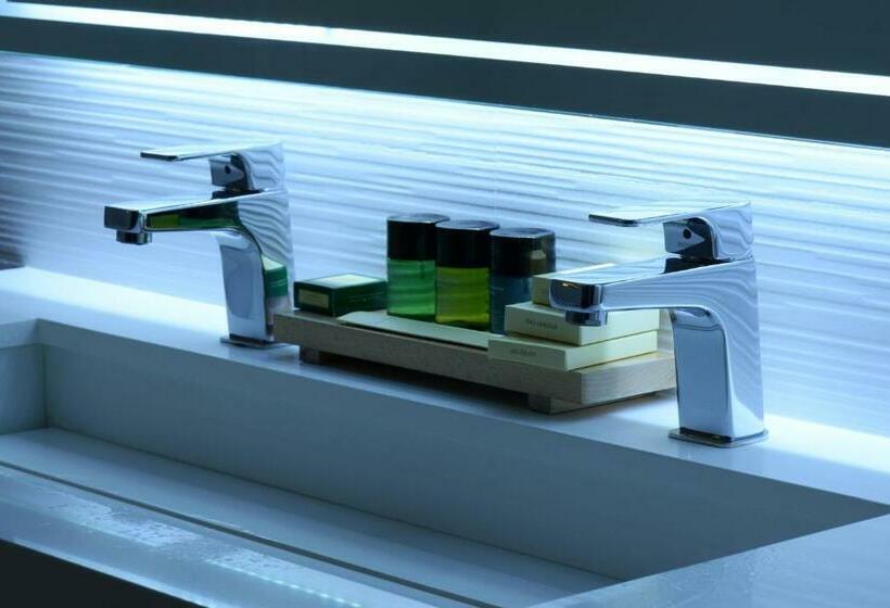 اتاق استاندارد با تخت بزرگ, Lamunia