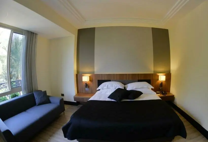 Deluxe Room Mountain View, Lamunia
