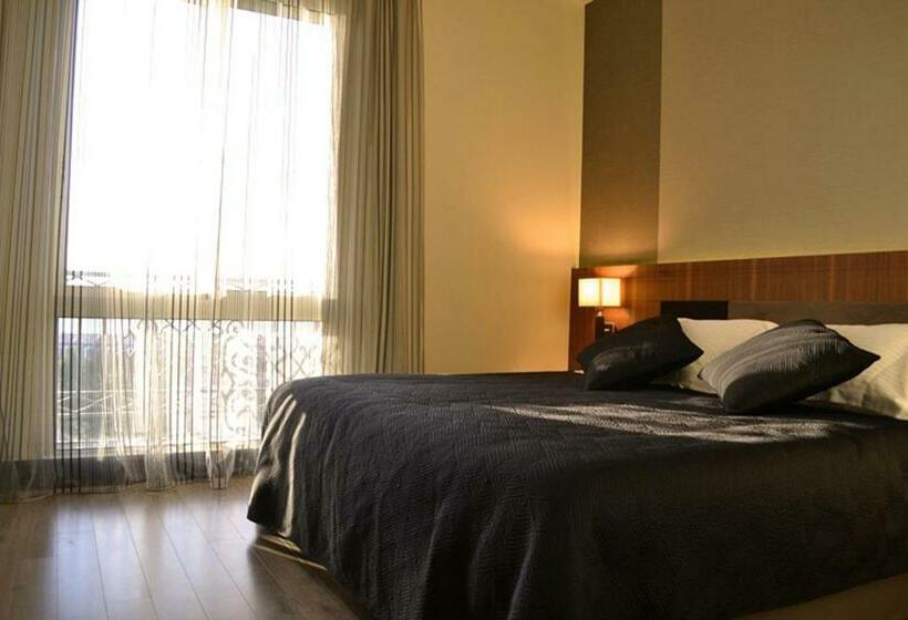 Deluxe Room Mountain View, Lamunia