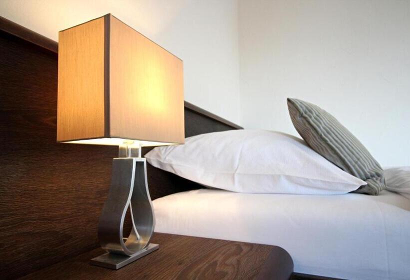 带2个卧室的套房, Penzion & Wellness Zoborska