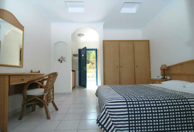 استودیوی استاندارد با چشمانداز دریا, Rodon House Apart