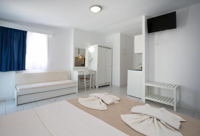 سوییت با چشمانداز دریا, Rodon House Apart