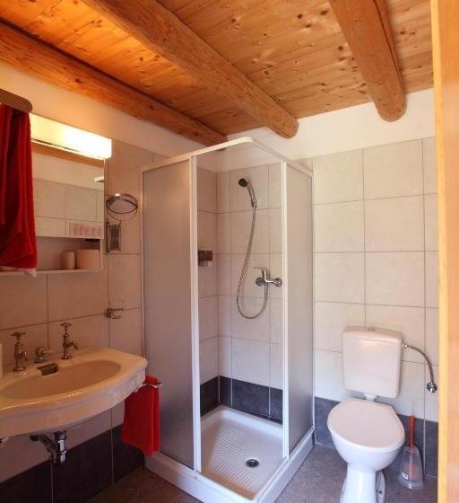 חדר סטנדרטי לארבעה עם חדר אמבטיה משותף, Osteria Ritrovo Dei Passeggeri