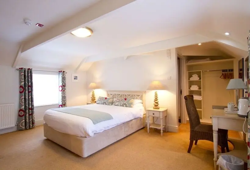 Habitació Superior, Rashleigh Arms