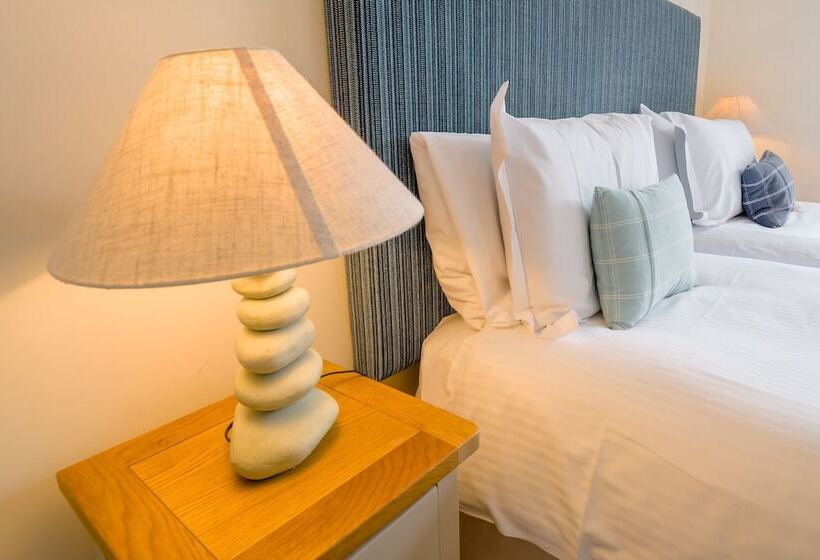 غرفة قياسية, Rashleigh Arms