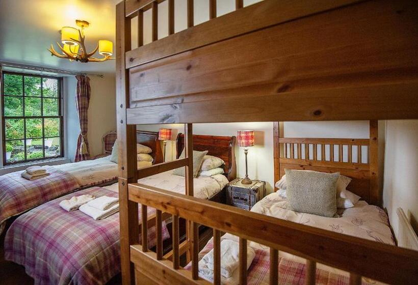 غرفة عائلية, The Falls Of Dochart Inn