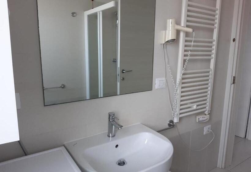 Апартаменты 2 Спальни, Appart Hotel Holiday