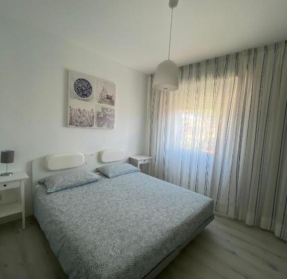 Апартаменты 1 Спальня, Appart Hotel Holiday