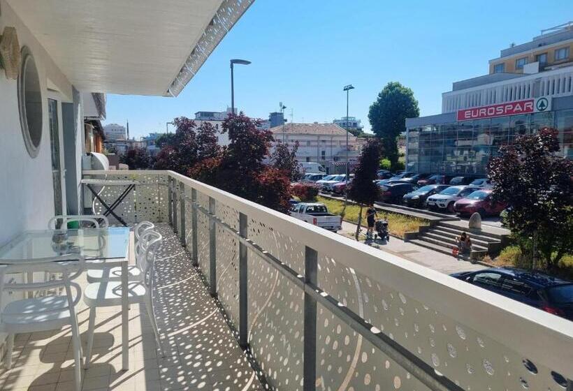 Апартаменты 2 Спальни, Appart Hotel Holiday