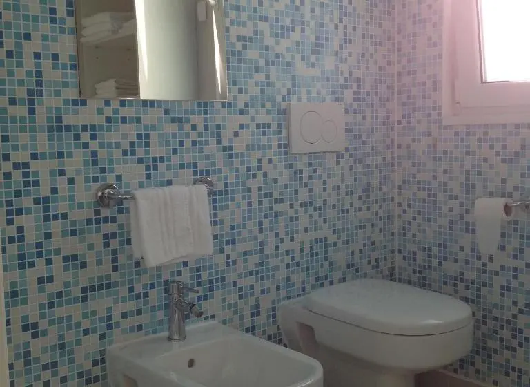 آپارتمان 2 خوابه, Appart Hotel Holiday