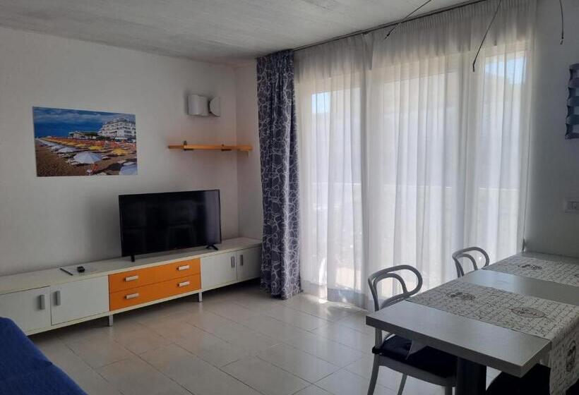 Апартаменты 2 Спальни, Appart Hotel Holiday