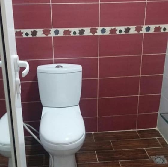 اتاق استاندارد یک نفره, 2 Horloges