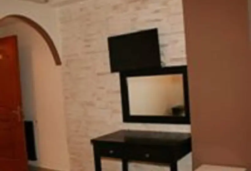 سوییت جونیور, 2 Horloges