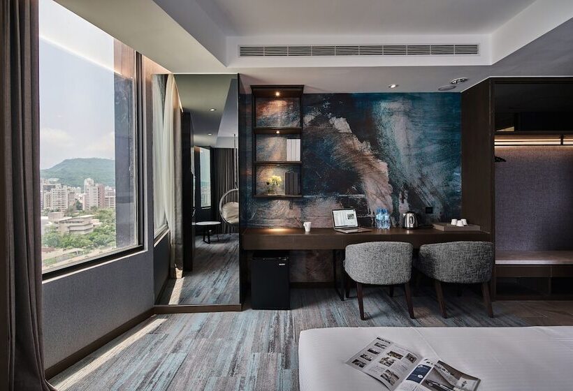 اتاق پریمیوم چهارنفره, Harbour 10