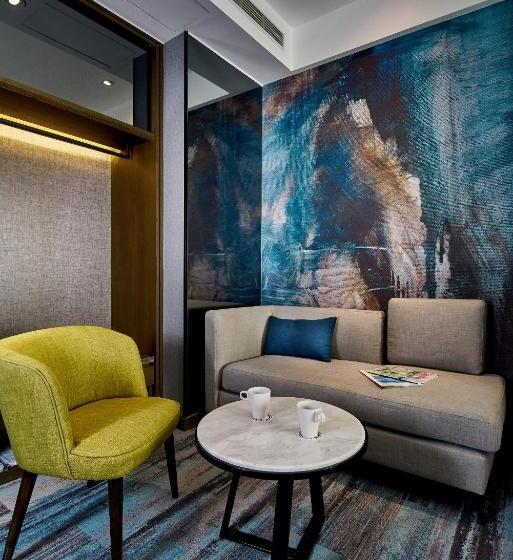 اتاق استاندارد سه نفره, Harbour 10