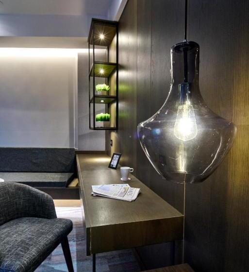 اتاق اجرایی, Harbour 10