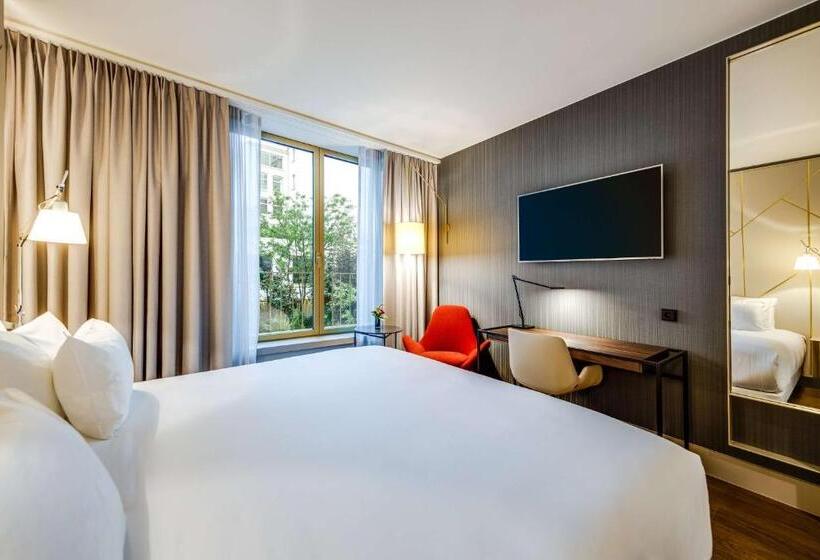 Premium room with view, NH Collection Antwerp Centre