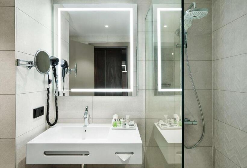 Номер Economy, NH Collection Antwerp Centre