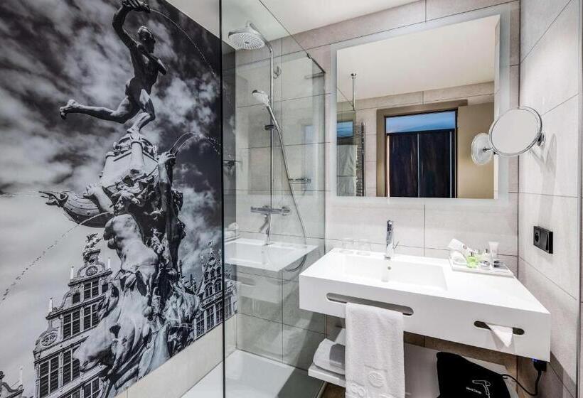 Номер Economy, NH Collection Antwerp Centre