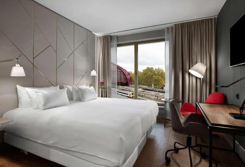 Номер Economy, NH Collection Antwerp Centre