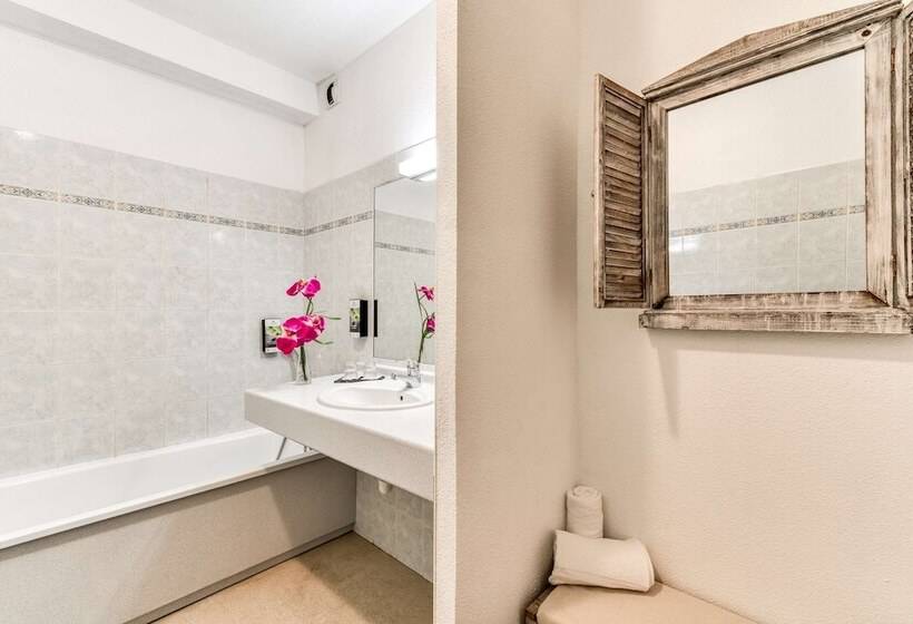 Семейный Номер, Sure Hotel By Best Western Beziers Le Monestie