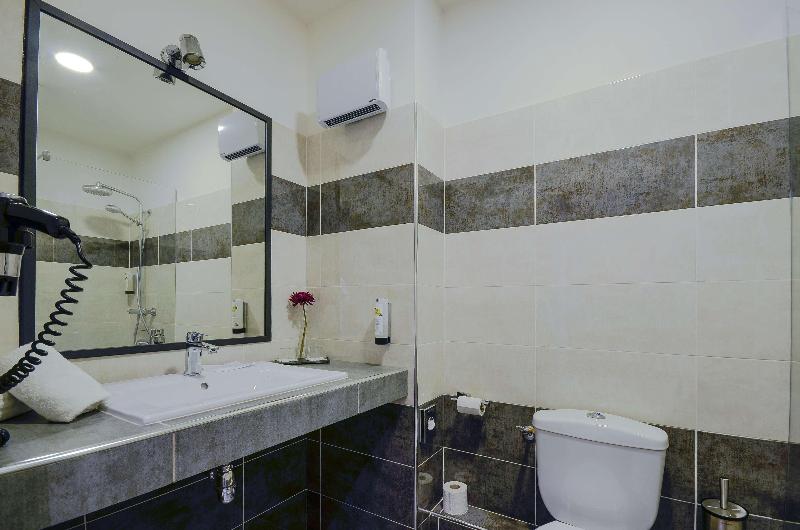 Номер Классика Кровать Кинг, Sure Hotel By Best Western Beziers Le Monestie