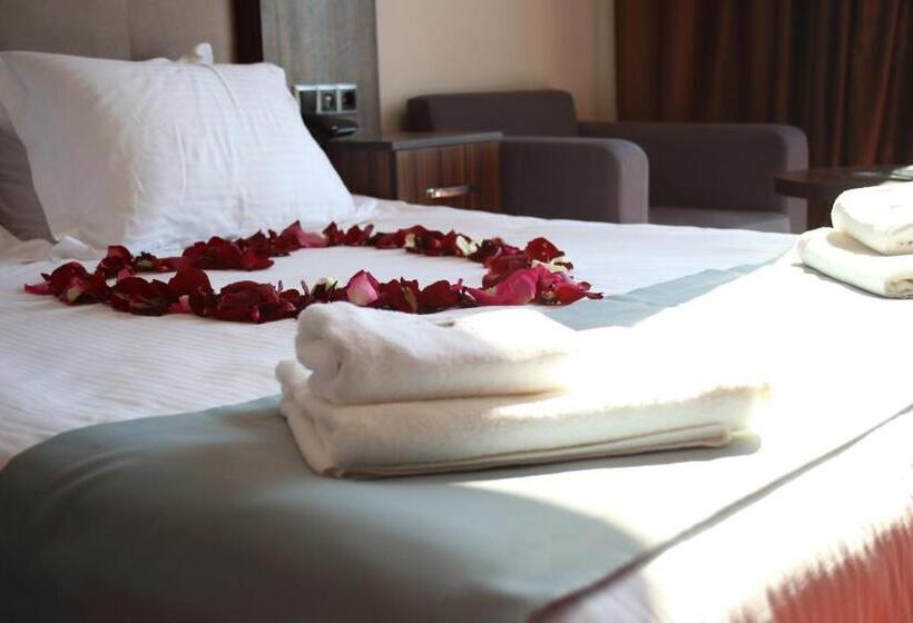 اتاق استاندارد, Legend Business Hotel Batumi