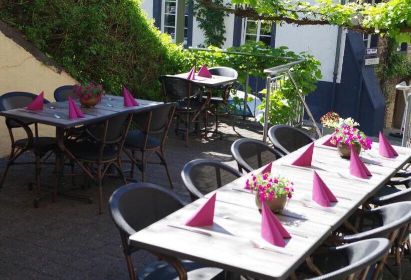 غرفة قياسية فردية, Beim Schneemann