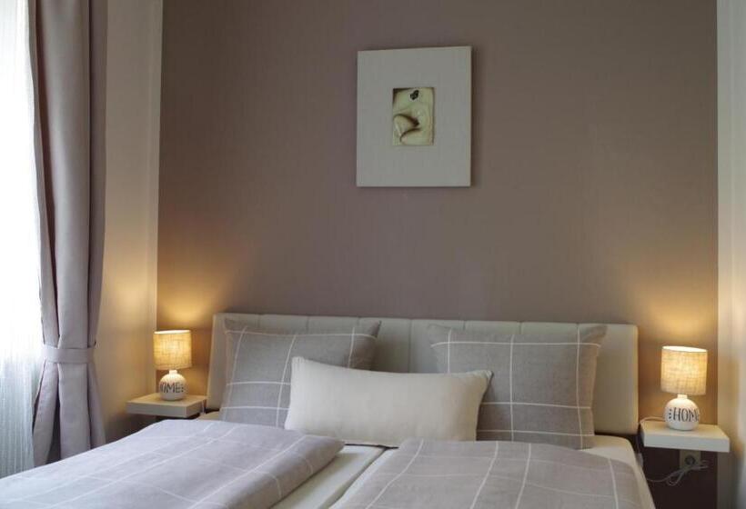 شقة غرفة نوم واحدة مزودة بشُرفة, Beim Schneemann