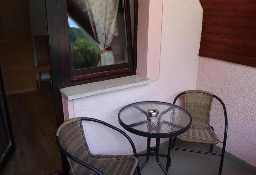 اتاق خانوادگی, Guesthouse Veranda