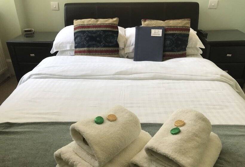 スタンダードルーム, Kempfield House