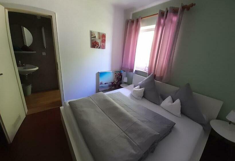 דירת חדר, Landhaus Steinbrech