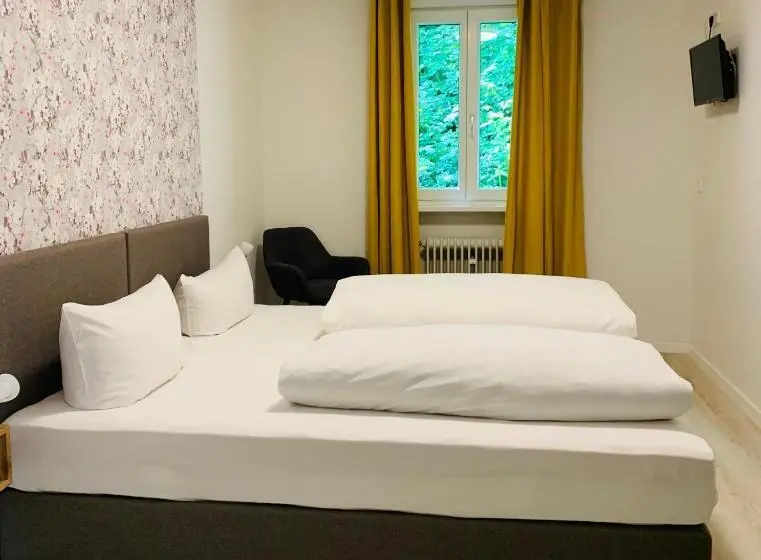 Camera Standard Bagno Condiviso, Restaurant Buger Hof
