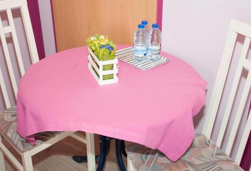 חדר סטנדרט לשלושה, Pension Jäger   Der Geheimtipp Am Europa Park