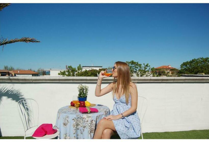 スタンダードスタジオ, Residence Mimosa