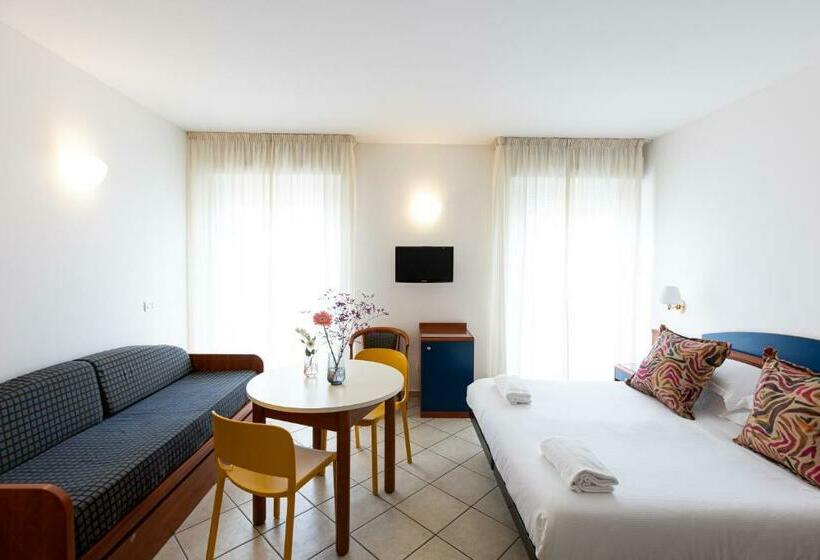 スタンダードスタジオ, Residence Mimosa