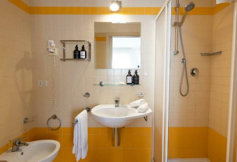 スタンダードスタジオ, Residence Mimosa