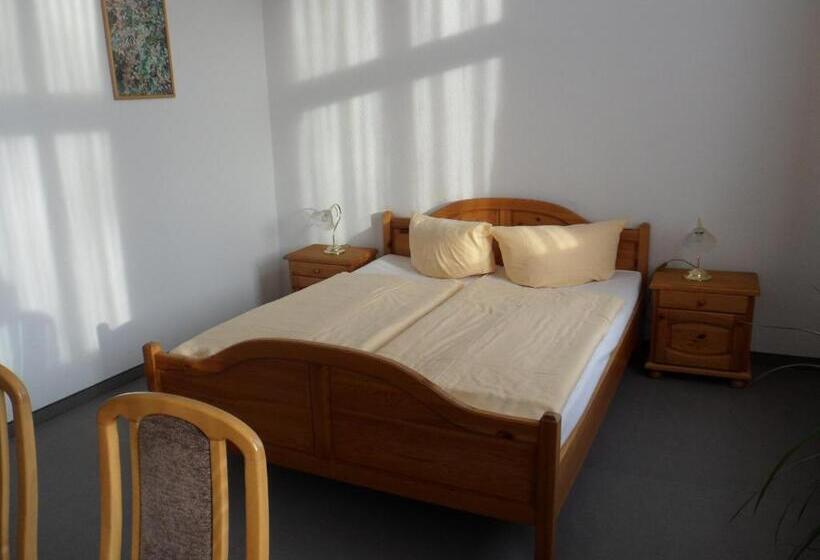 스탠다드 룸, Stadtseepension Templin