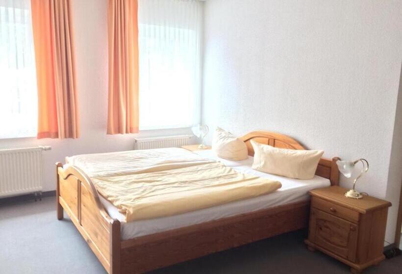 스탠다드 룸 가든 전망, Stadtseepension Templin