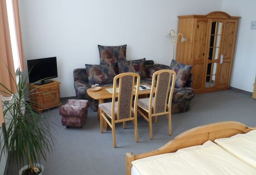 스탠다드 룸, Stadtseepension Templin