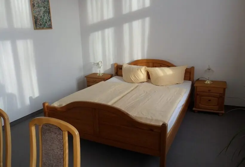 Standard-huone, Stadtseepension Templin