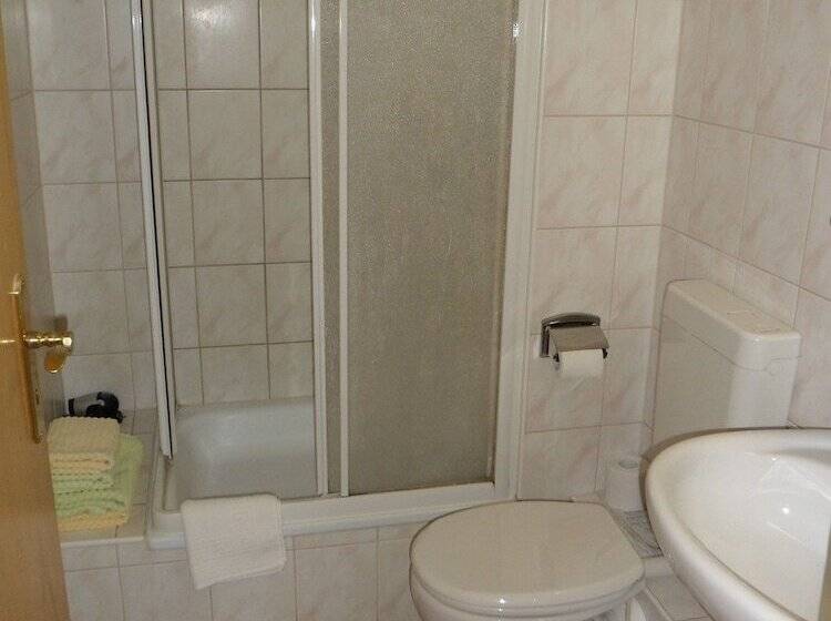 스탠다드 싱글 룸, Stadtseepension Templin