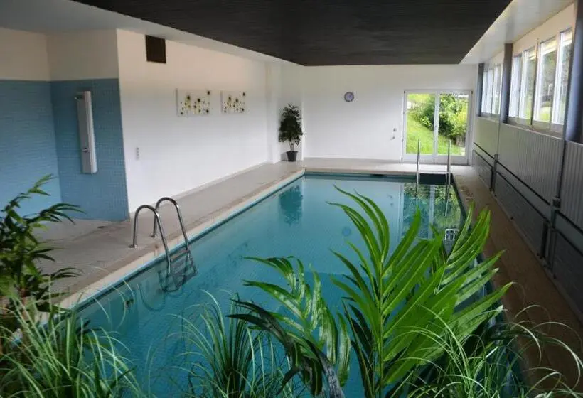 اتاق استاندارد با بالکن, Bed And Breakfast Krone