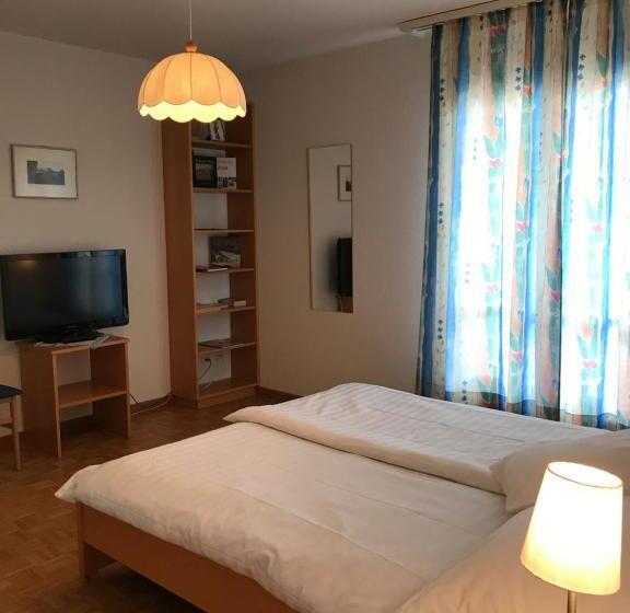 اتاق استاندارد با بالکن, Bed And Breakfast Krone