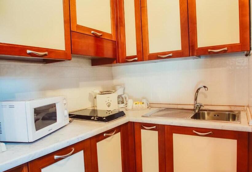 إستوديو قياسى, Antico Pozzo Apartment