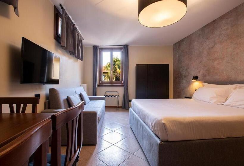 إستوديو قياسى, Antico Pozzo Apartment