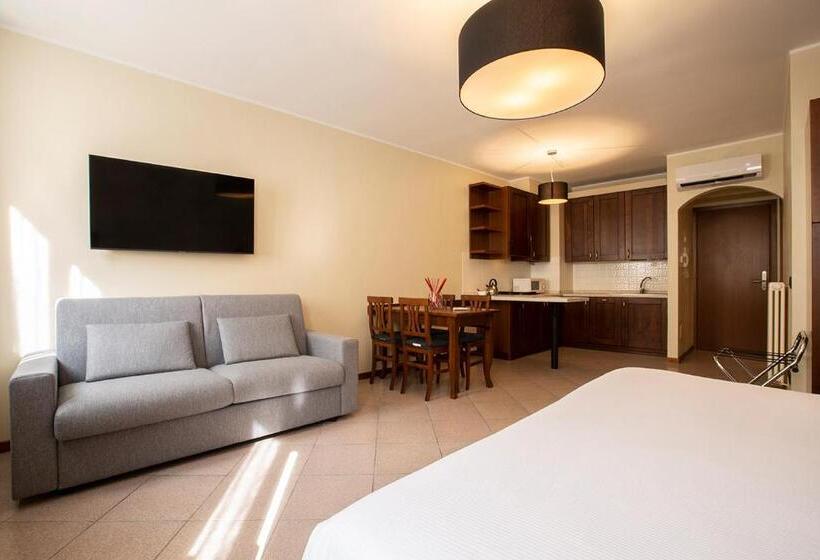 إستوديو قياسى, Antico Pozzo Apartment