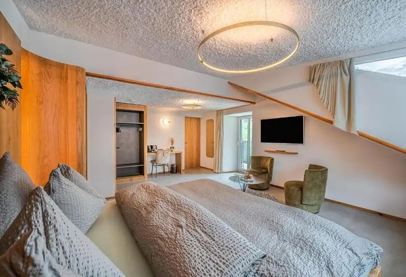 سوییت با چشمانداز کوه, Boutique Hotel La Gorge