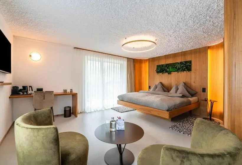 سوئیت جونیور با چشمانداز کوهستان, Boutique Hotel La Gorge